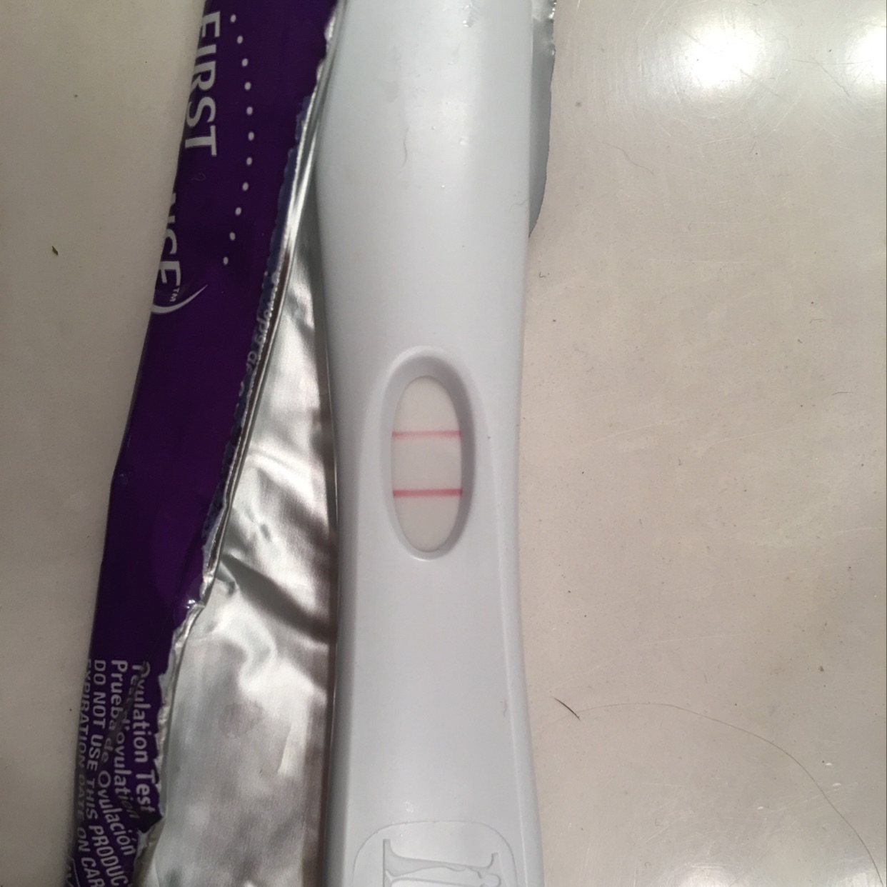 Are the lines the same color or is the one on the bottom darker? Im